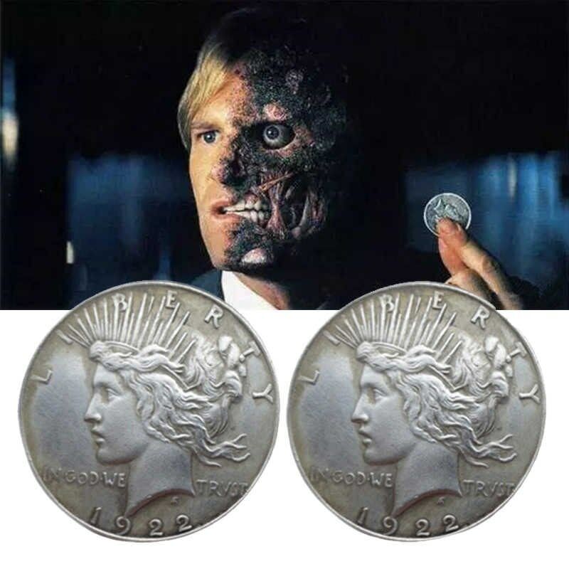 Harvey Dent Two Face Bad Coin badges : Kool Badges