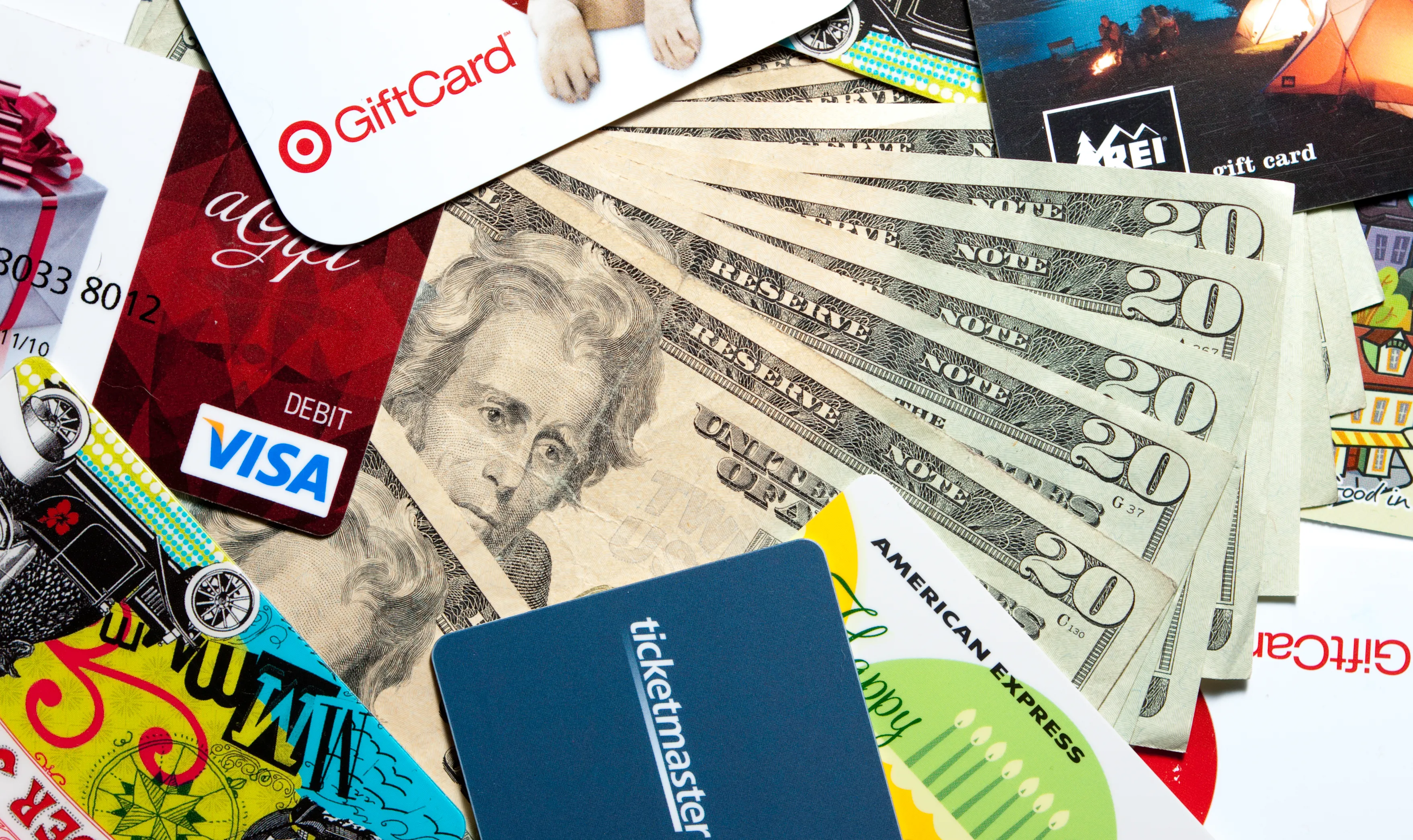 Gift cards for cash: Here's how to sell and trade them