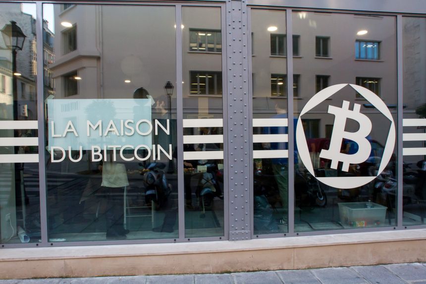 Exterior view of La Maison Du Bitcoin, located at 35 Rue d… | Flickr