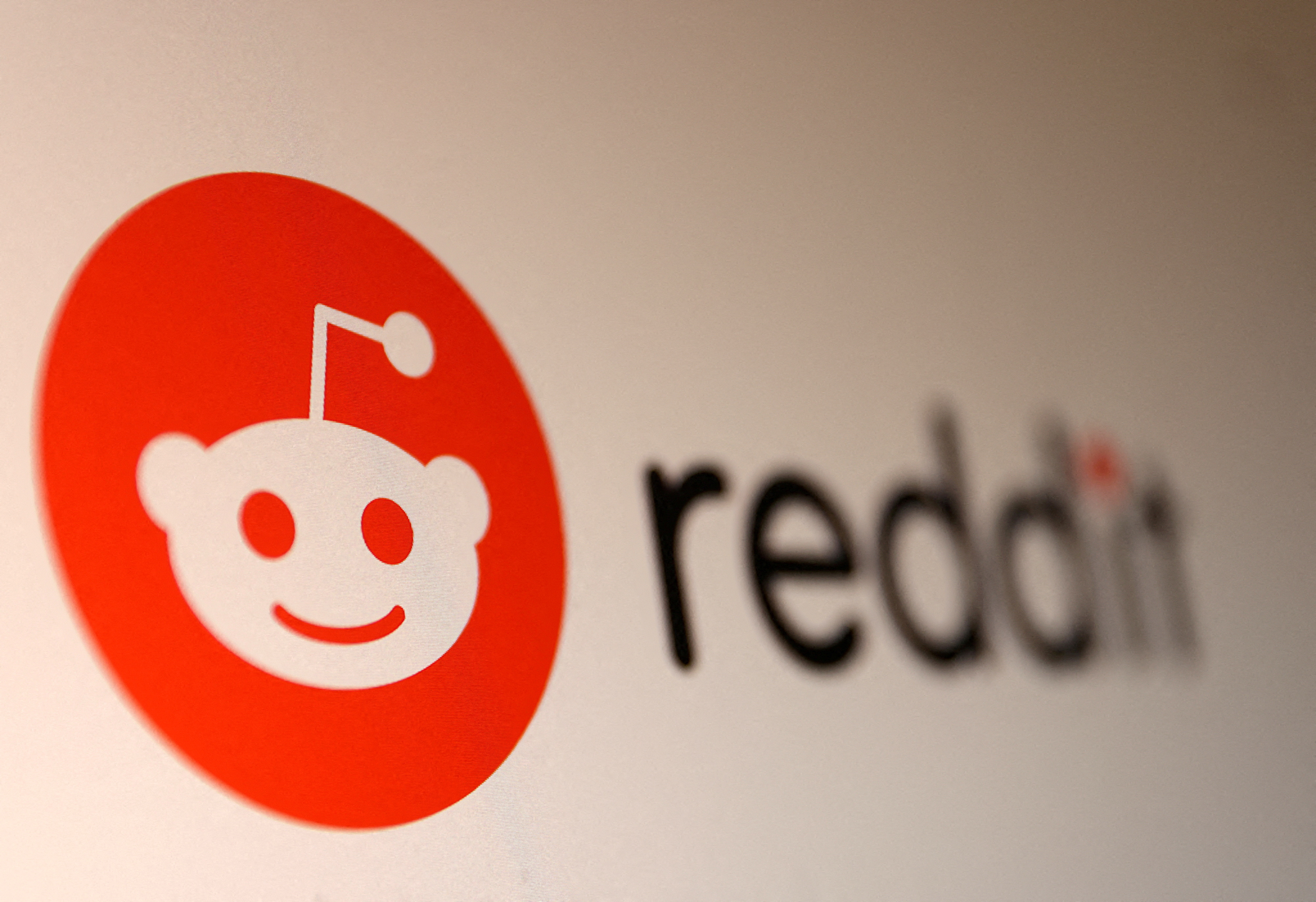 Reddit invests in Bitcoin and Ethereum ahead of IPO