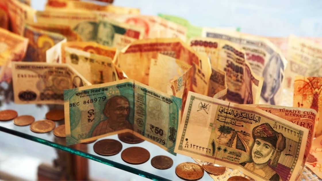 How To Exchange Currency in India — Monito’s Guide