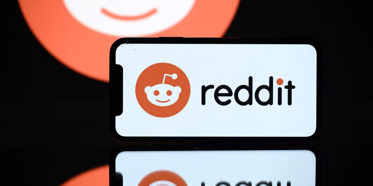 Best Crypto Subreddits in | Hottest Blockchain Subreddit List