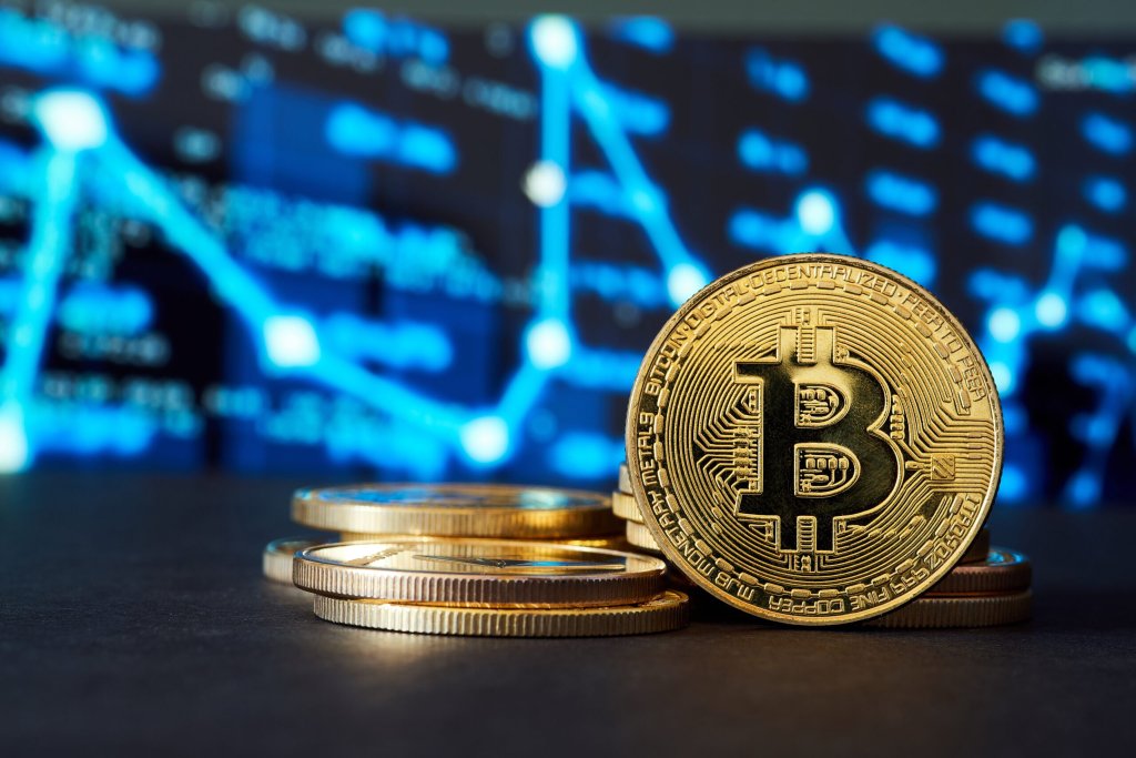 Bitcoin Price: Top Analyst Expects 40% Correction Before Rally To $K, Here's Why.
