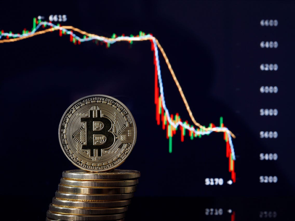 Why Bitcoin is falling even as ETFs see billions in new investment – DL News