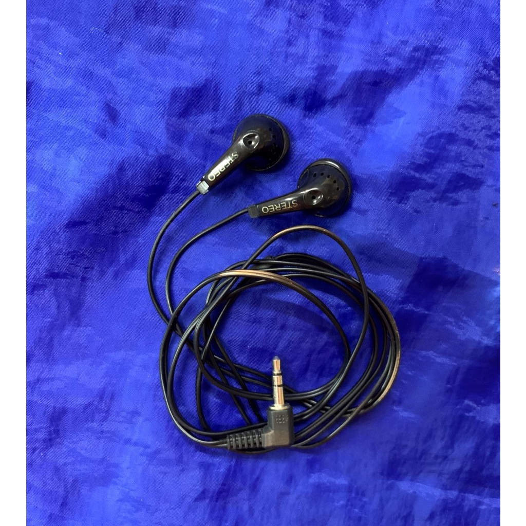 Steam Community Market :: Listings for Vintage Earbuds