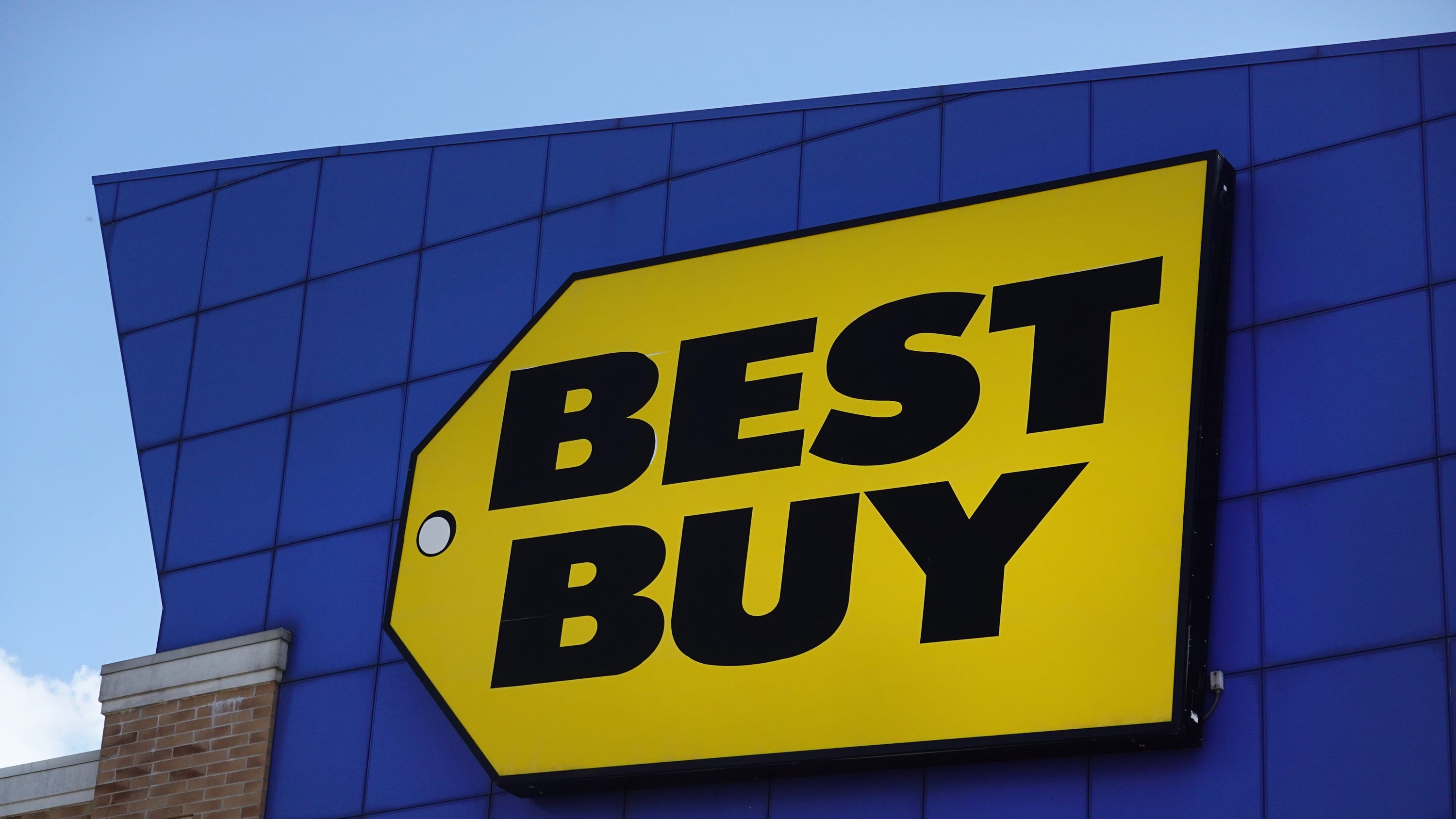 Best Buy St James In Winnipeg, MB | Best Buy Canada