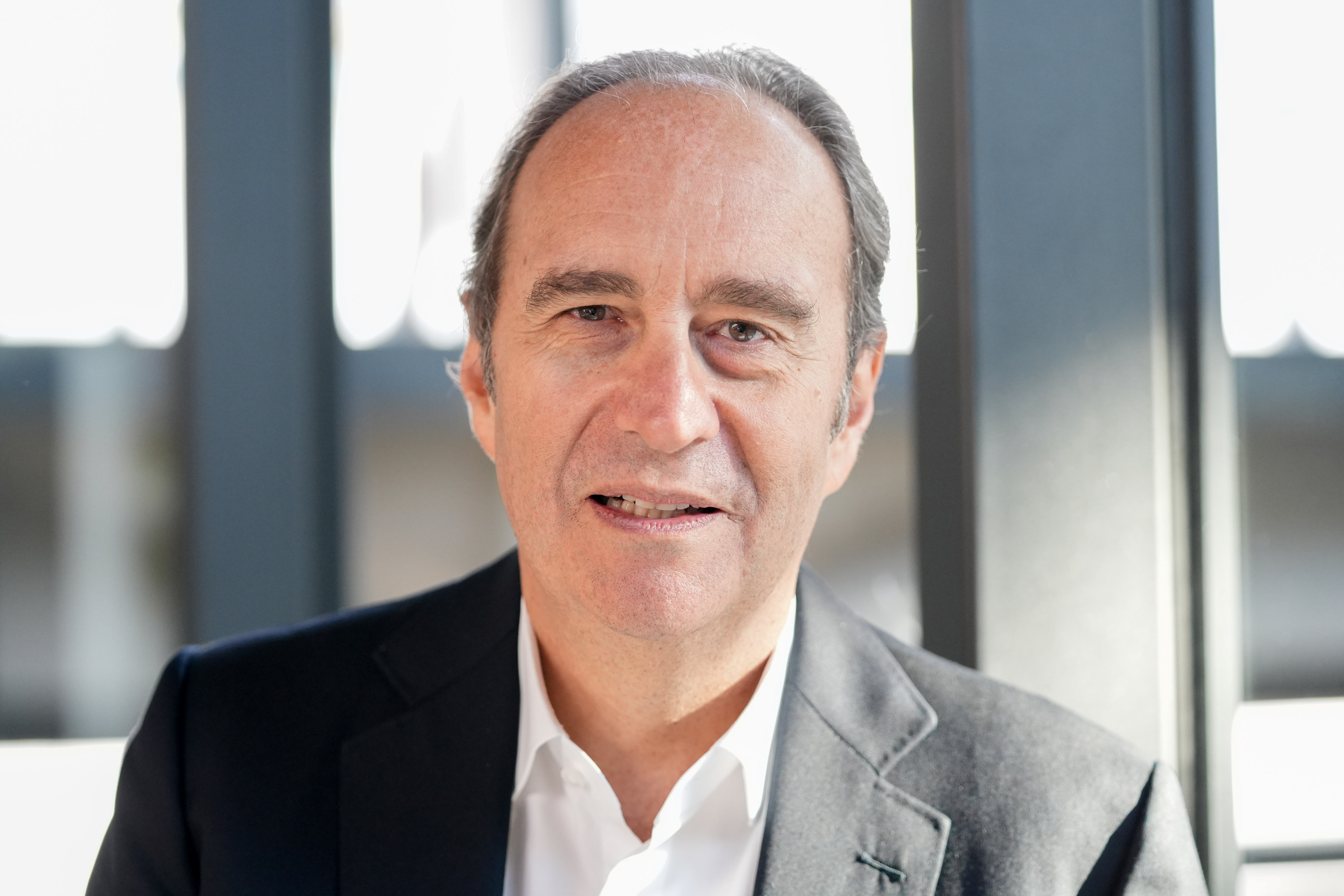 Le Monde « balance » un faux publireportage mettant en scène Xavier Niel