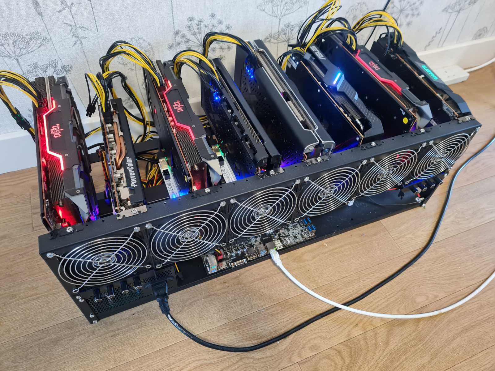 Why Are GPUs Used for Mining? - Crypto Head