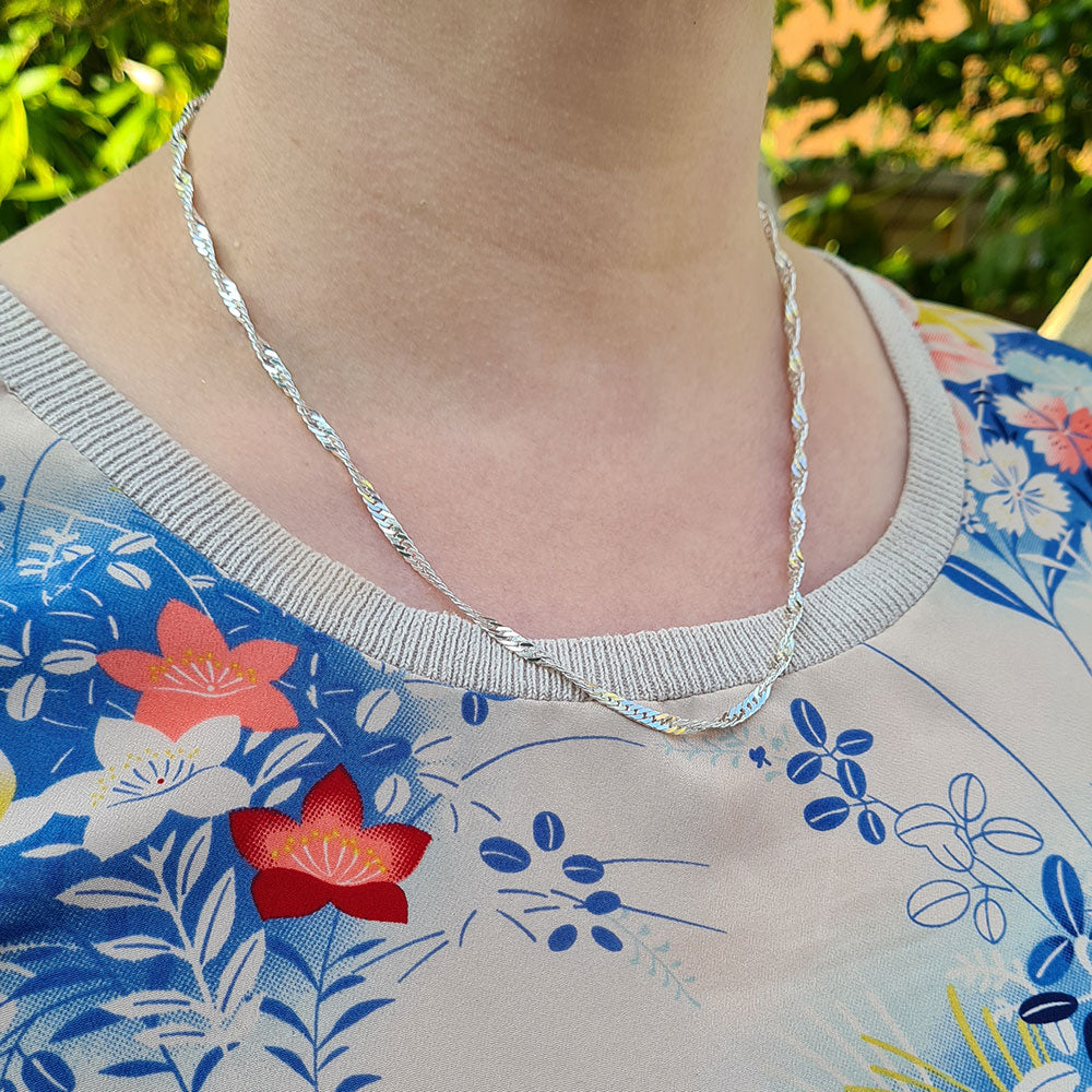 Sterling Silver Necklaces | Pendant, Layered and Statement Styles - Lovisa