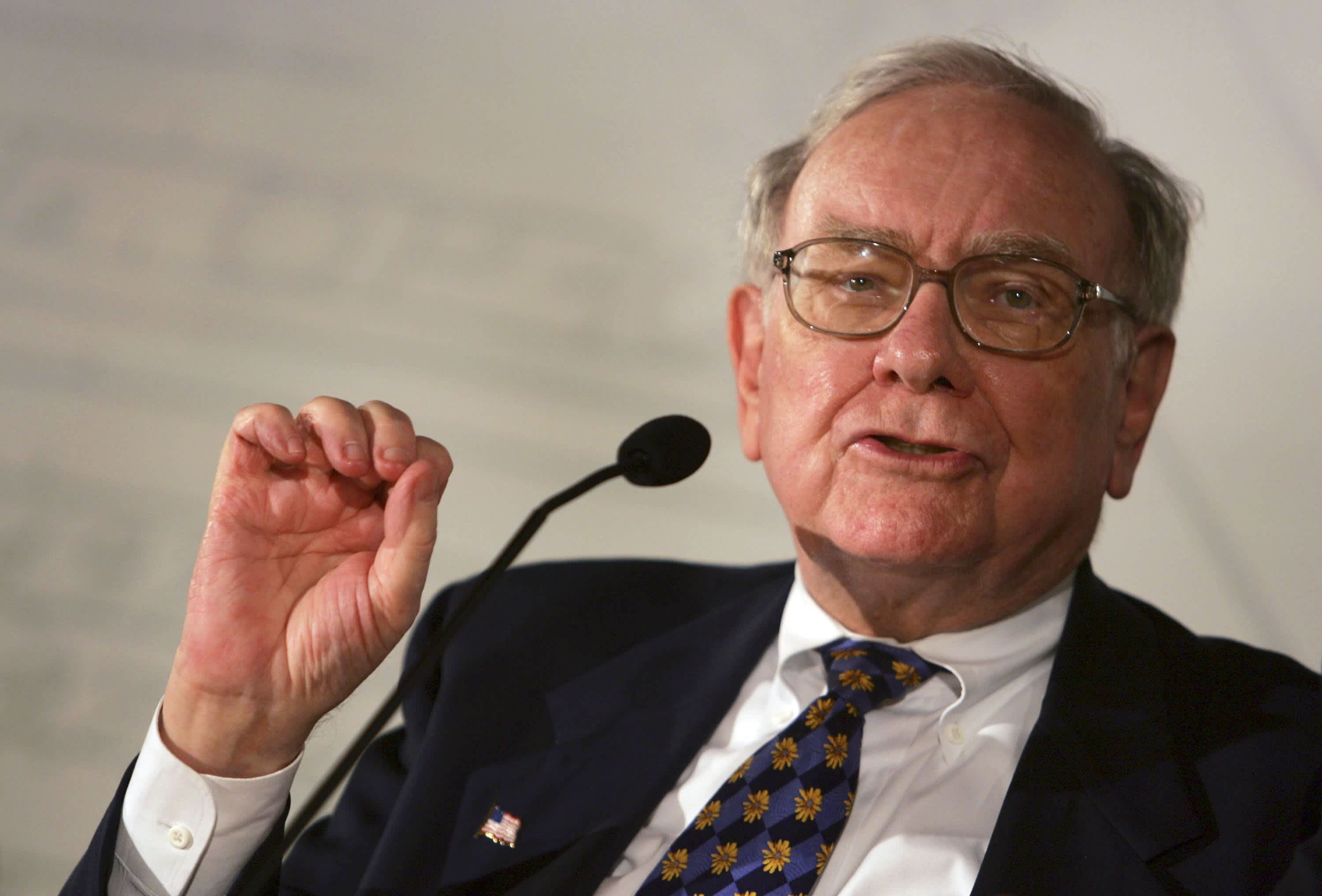 Warren Buffett's Berkshire warns about crypto website using its name | Reuters