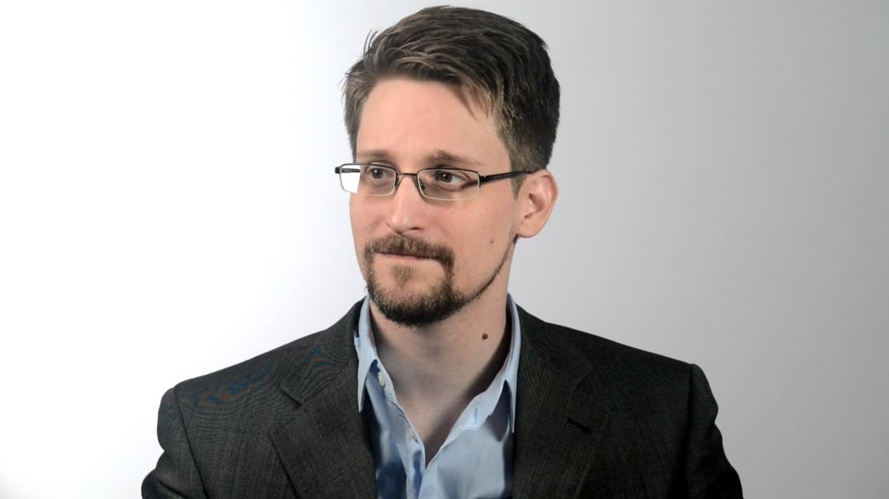 Hard to Believe Prophecy for Bitcoin in from Edward Snowden - Bitcoin Sistemi