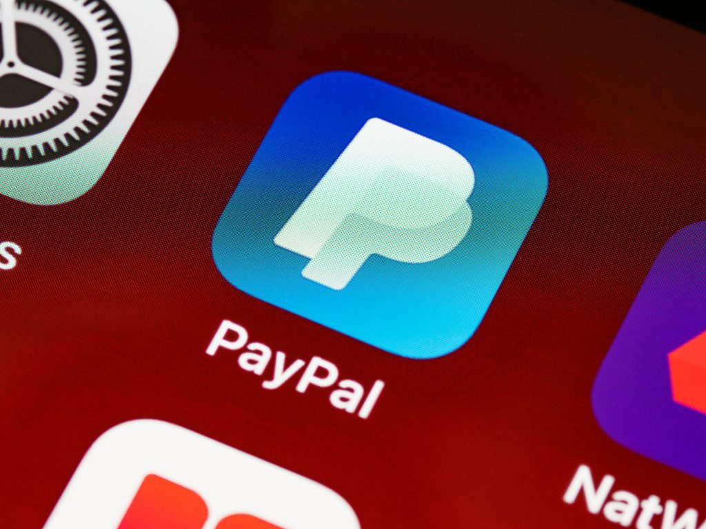 How to Add a Gift Card to PayPal As a Payment Method