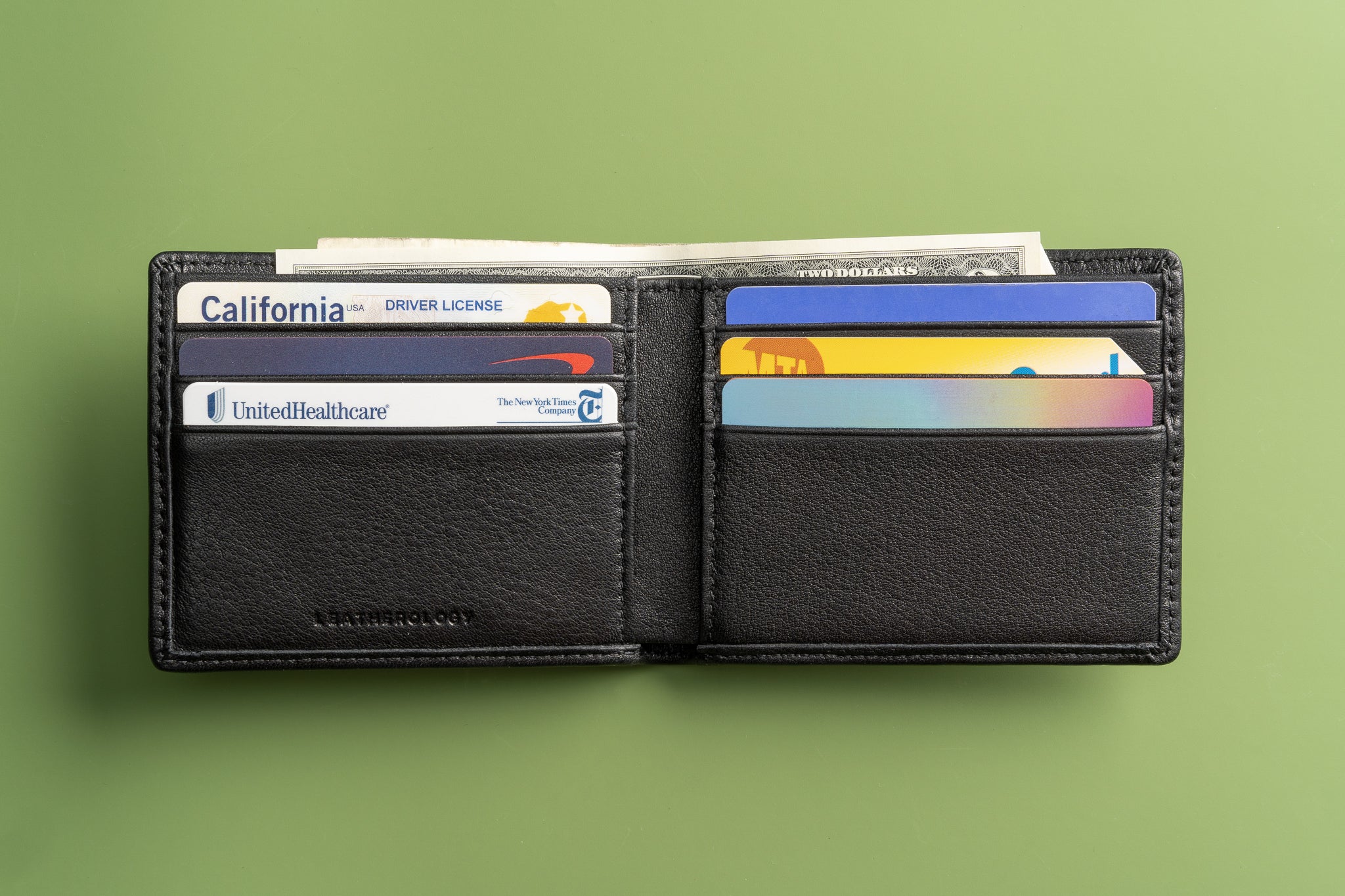 10 Best Minimal Wallets for Men in —Reviewed & Ranked