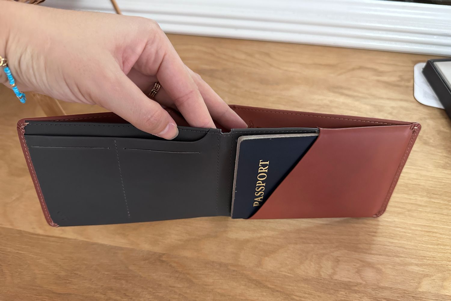 15 Best Travel Wallets for Men in 