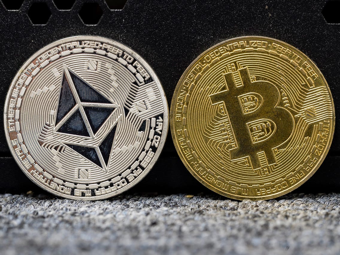 ETH/BTC ratio makes new yearly lows amid hype over spot Bitcoin ETF approval – DL News