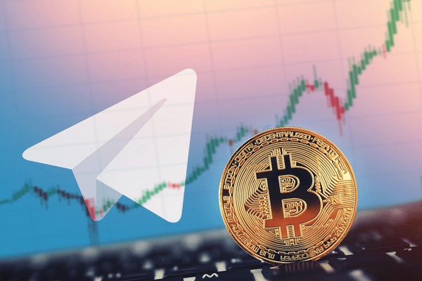 Toncoin gains 13% on Telegram partnership; Bitcoin, Ether little changed