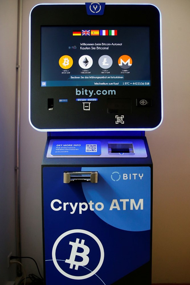 Bitcoin ATM - Buy and Sell Bitcoin with Cash | Localcoin