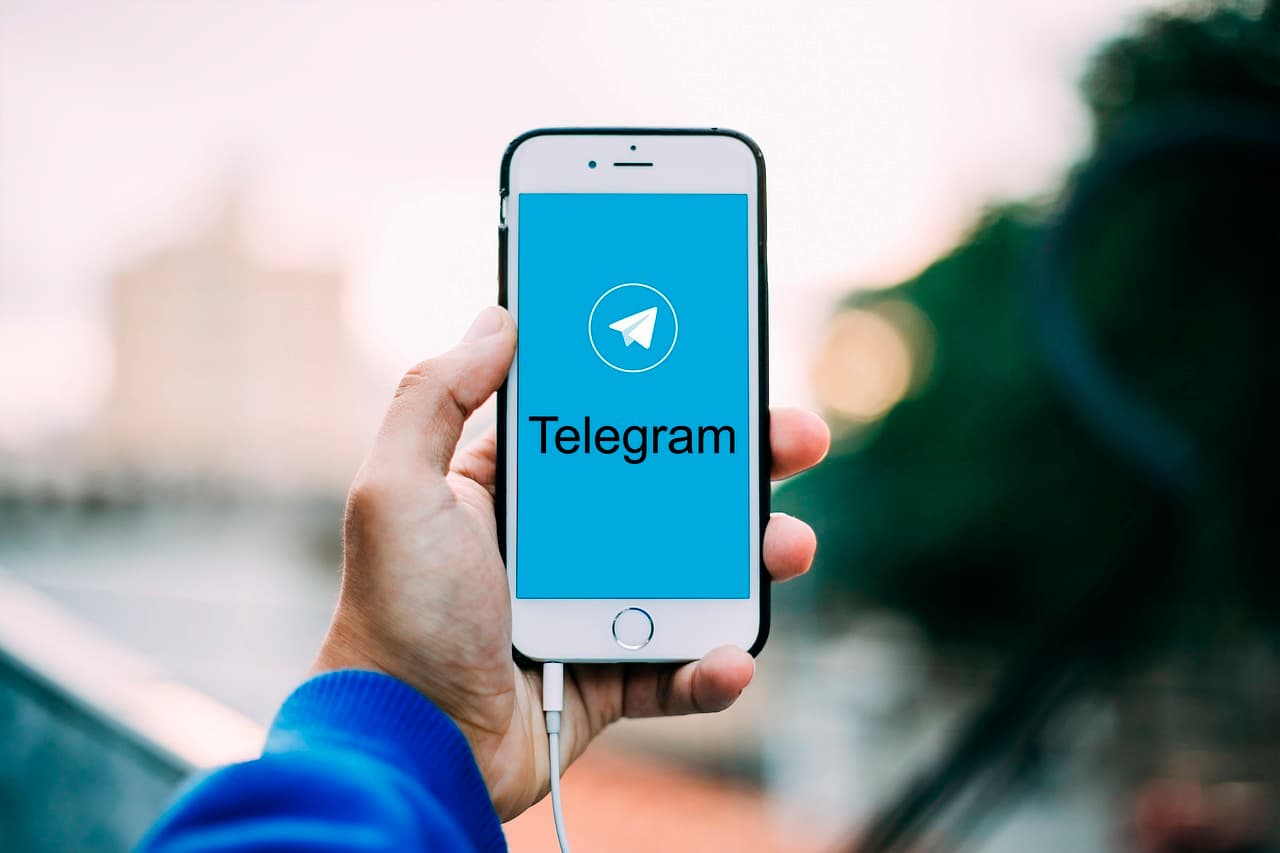 Steven Signal - the AI trading Telegram Bot | Mad Devs Case Study