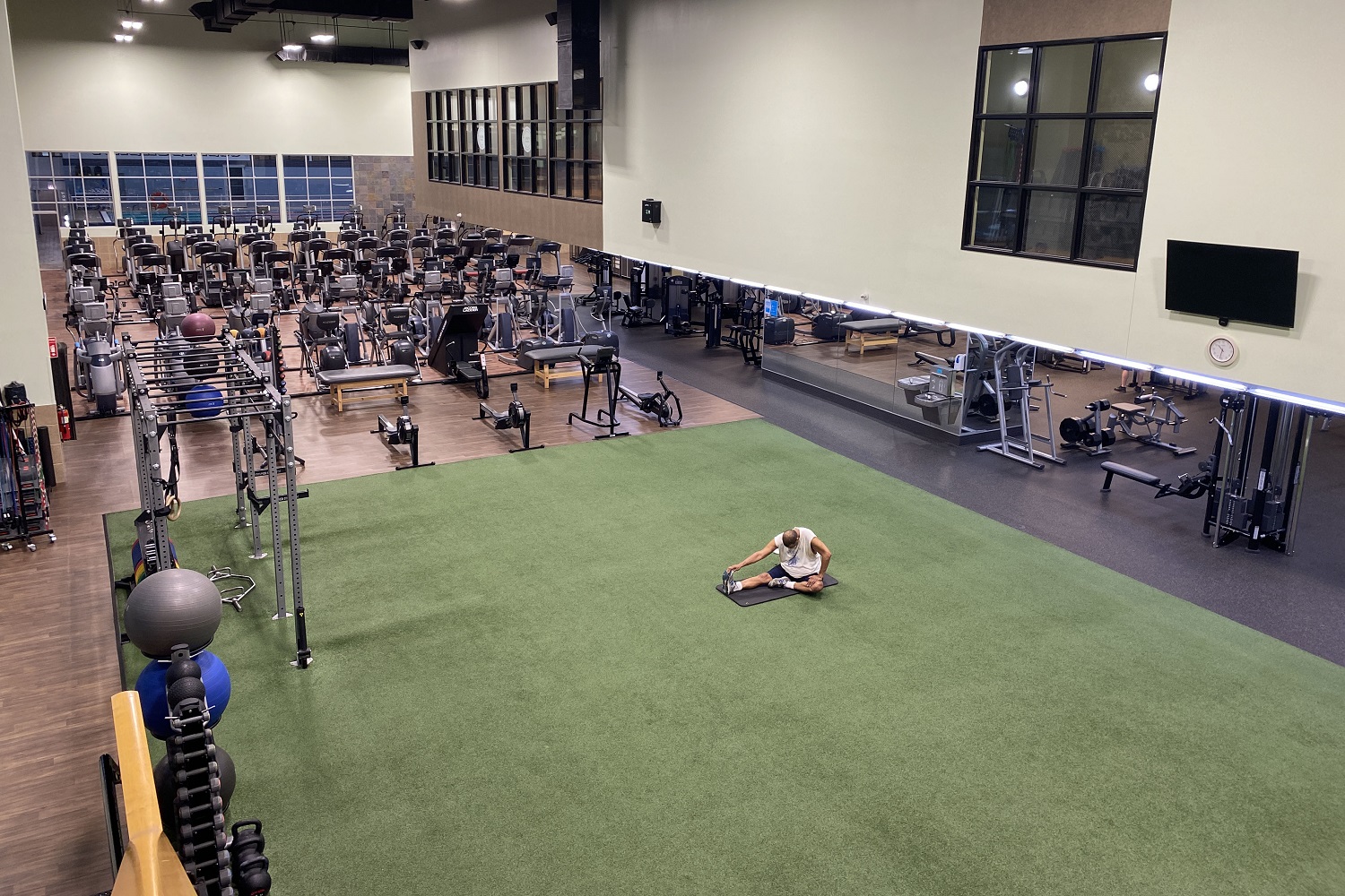Owner of new Park Ridge fitness club promises ‘home away from home’ experience – Chicago Tribune