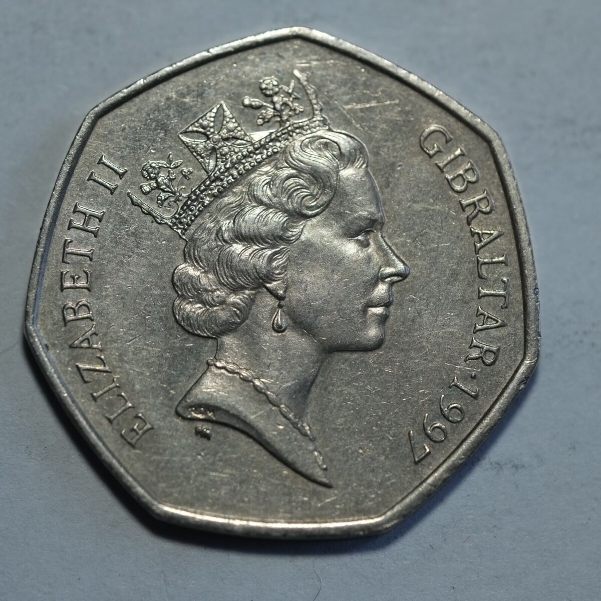 Fifty Pence (Small), Coin from United Kingdom - Online Coin Club