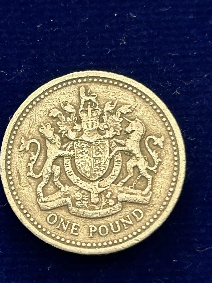 Rare Royal Arms One Pound Error Coin 