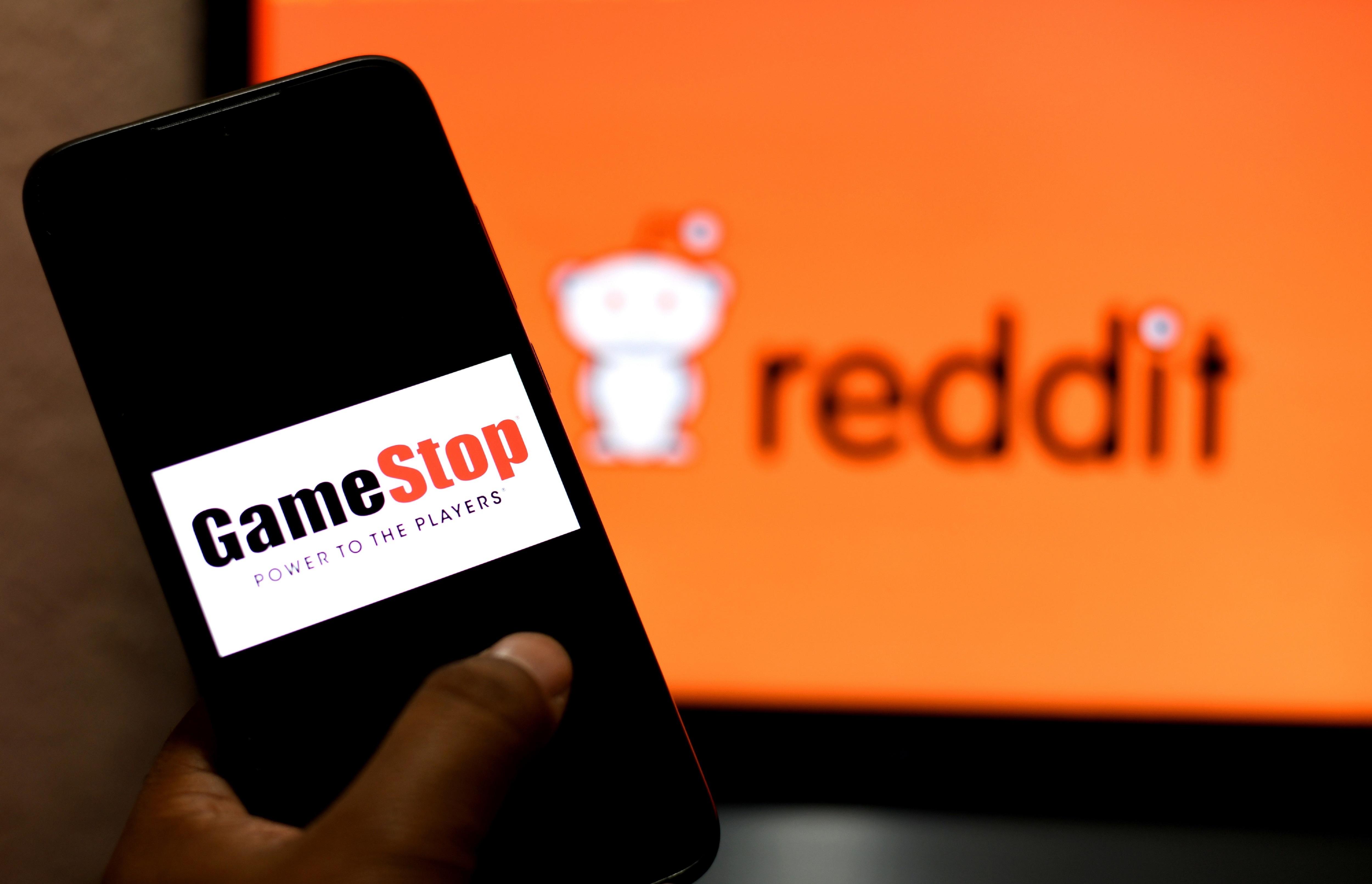 Robinhood, Reddit CEOs to Testify Before Congress on GameStop