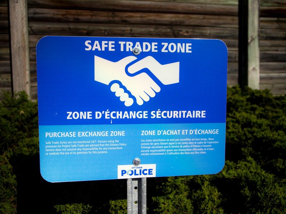 Selling or buying online? Meet at safe trade location
